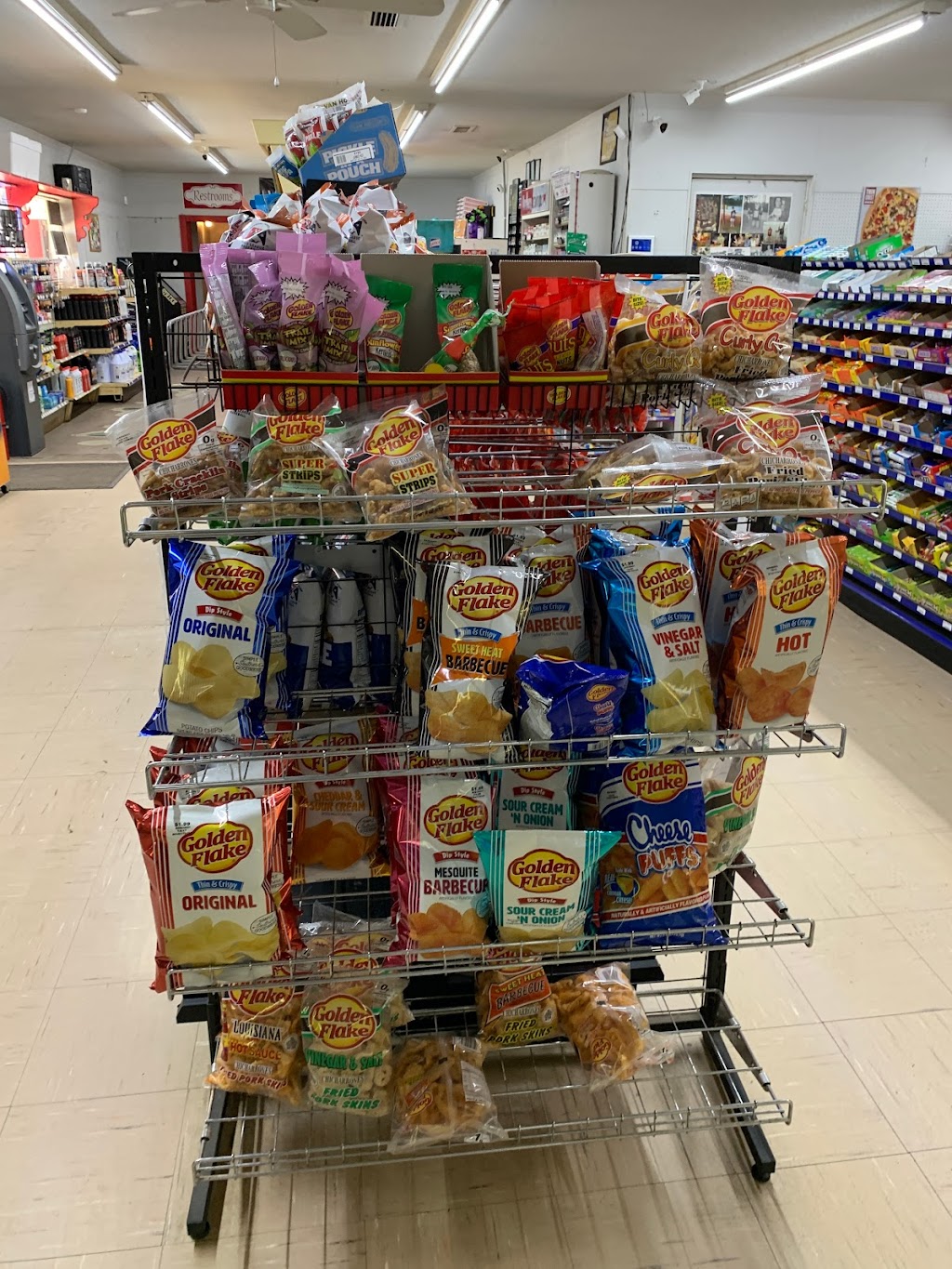 Southern Market | meal takeaway | 16010 US-331, Opp, AL 36467, USA | 3344937040 OR +1 334-493-7040