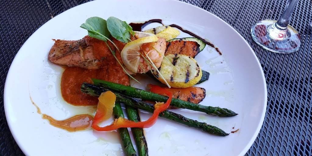 Wences Restaurant | restaurant | 1922 Oak Park Blvd, Pleasant Hill, CA 94523, USA | 9255668971 OR +1 925-566-8971