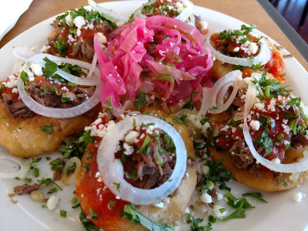 El Rinconcito Chapin | restaurant | 3330 Broadview Rd, Cleveland, OH 44109, USA | 2167955776 OR +1 216-795-5776