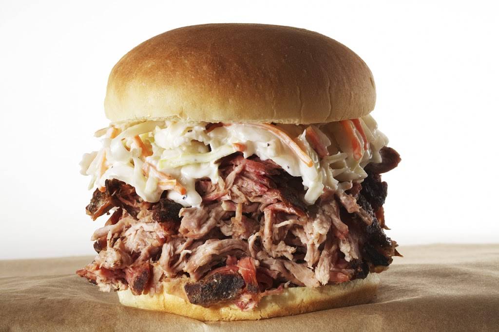 BBQ Barn | restaurant | 3510 NY-247, Canandaigua, NY 14424, USA | 5859051141 OR +1 585-905-1141