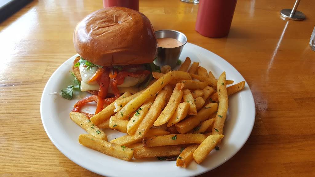 The Golden State | restaurant | 426 N Fairfax Ave, Los Angeles, CA 90036, USA | 3237828331 OR +1 323-782-8331