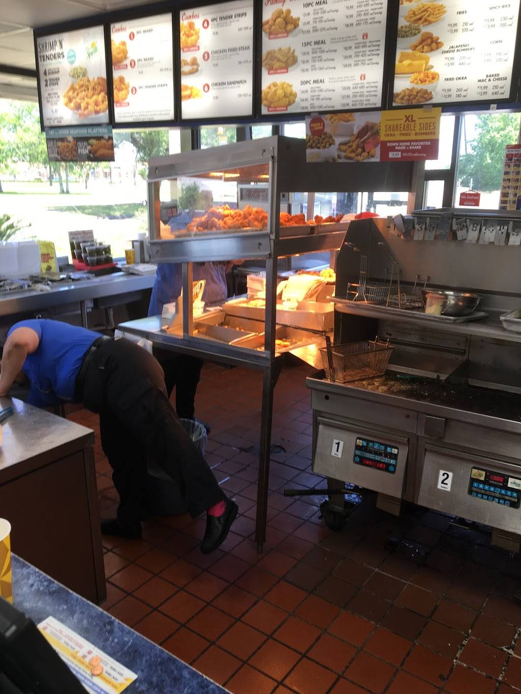 Churchs Chicken | restaurant | 10803 Bissonnet St, Houston, TX 77099, USA | 2819331651 OR +1 281-933-1651