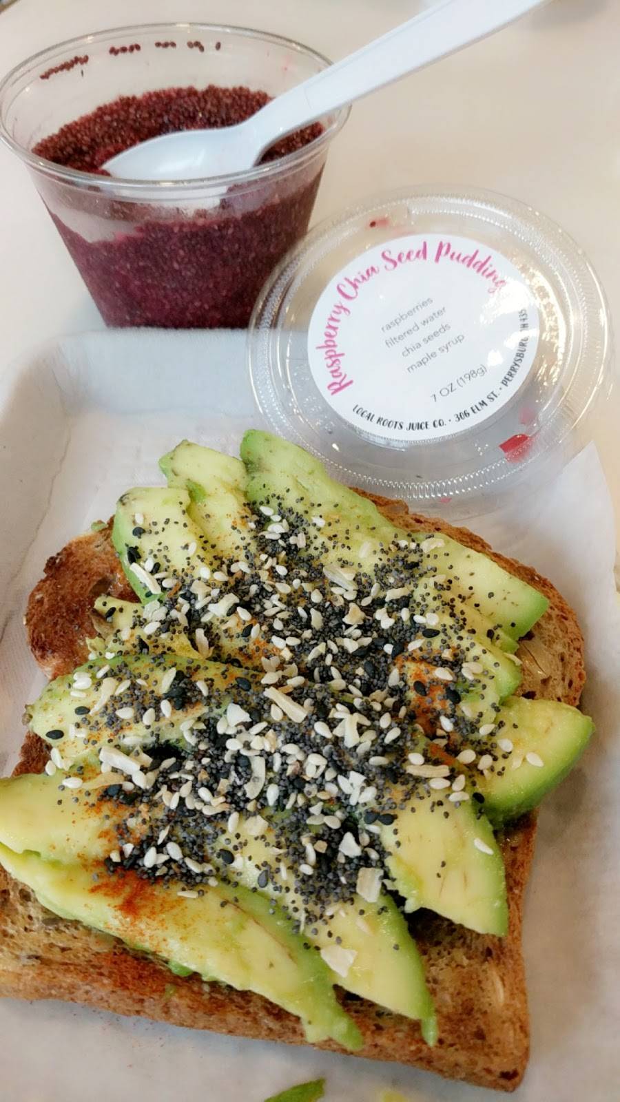 Local Roots Juice Co. | restaurant | 306 Elm St, Perrysburg, OH 43551, USA | 5673318037 OR +1 567-331-8037