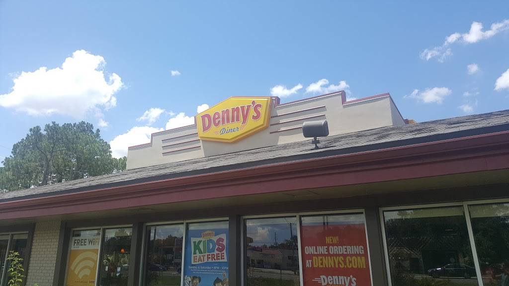 Dennys | restaurant | 1071 Airport Rd, Jacksonville, FL 32218, USA | 9047414561 OR +1 904-741-4561