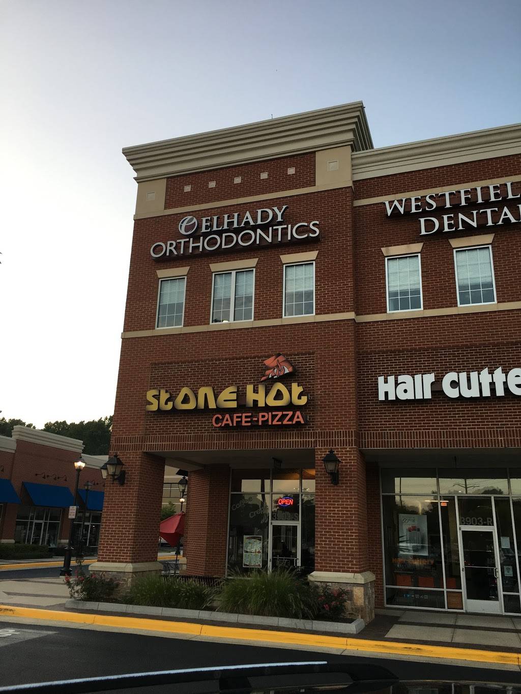 Stone Hot Pizza | cafe | 3903 Fair Ridge Dr, Fairfax, VA 22033, USA | 7037468885 OR +1 703-746-8885