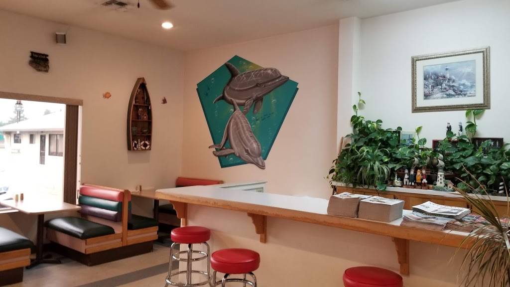 The Lighthouse | restaurant | 1109 Hartnell Ave # 1, Redding, CA 96002, USA | 5302239200 OR +1 530-223-9200