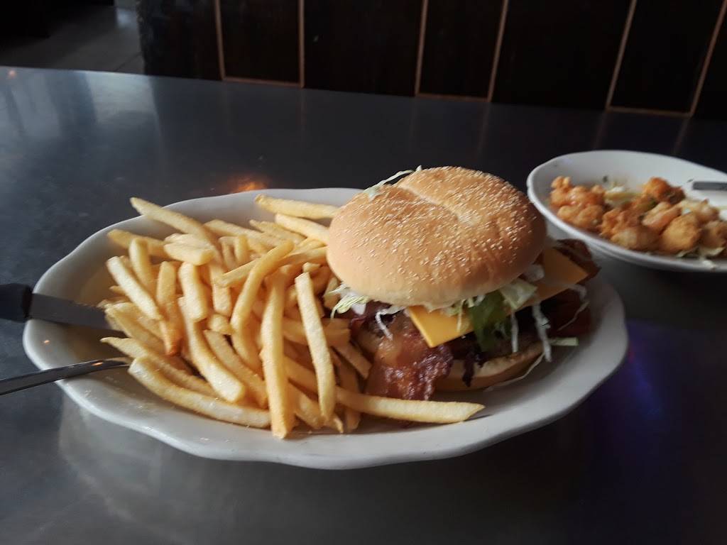 Brown Lantern | restaurant | 417 E Howard St, Live Oak, FL 32064, USA | 3863621133 OR +1 386-362-1133