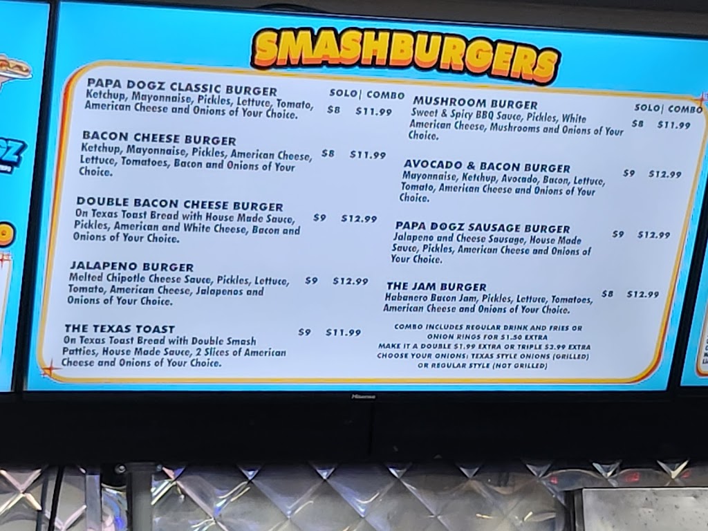 Papa Dogz | restaurant | 707 Dixie Dr, Clute, TX 77531, USA | 9795299455 OR +1 979-529-9455