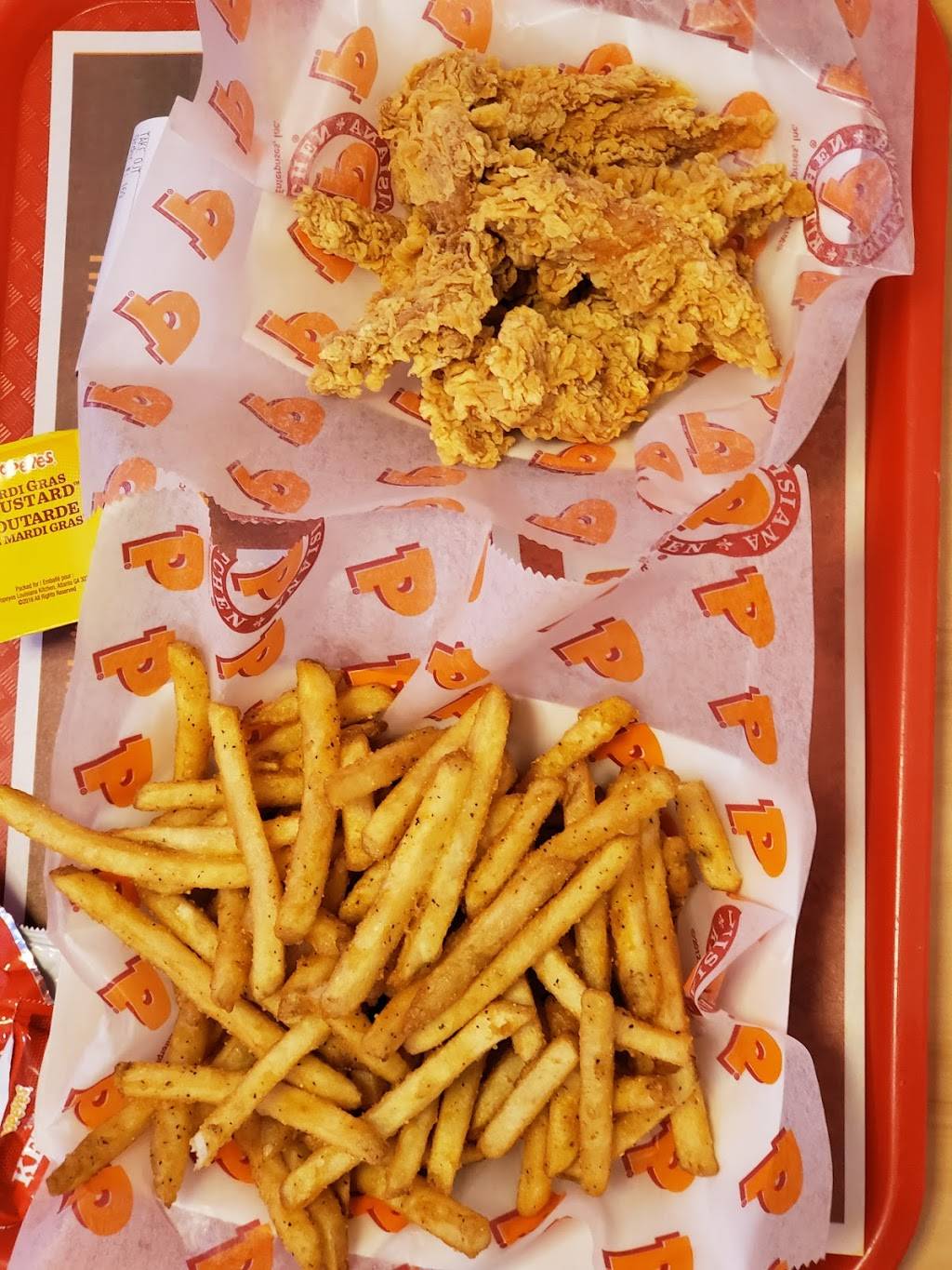 Popeyes | restaurant | 865 York Mills Rd #11, North York, ON M3B 1Y8, Canada | 4169011550 OR +1 416-901-1550