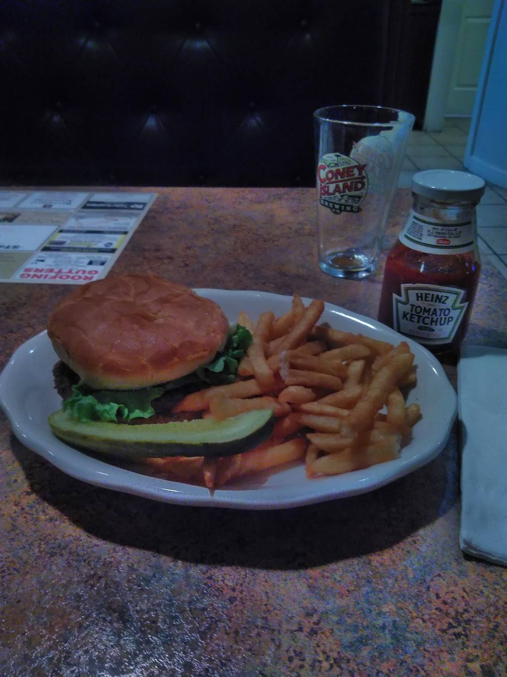 Stateline Pizza | restaurant | 340 N Elm St, Canaan, CT 06018, USA | 8608241554 OR +1 860-824-1554