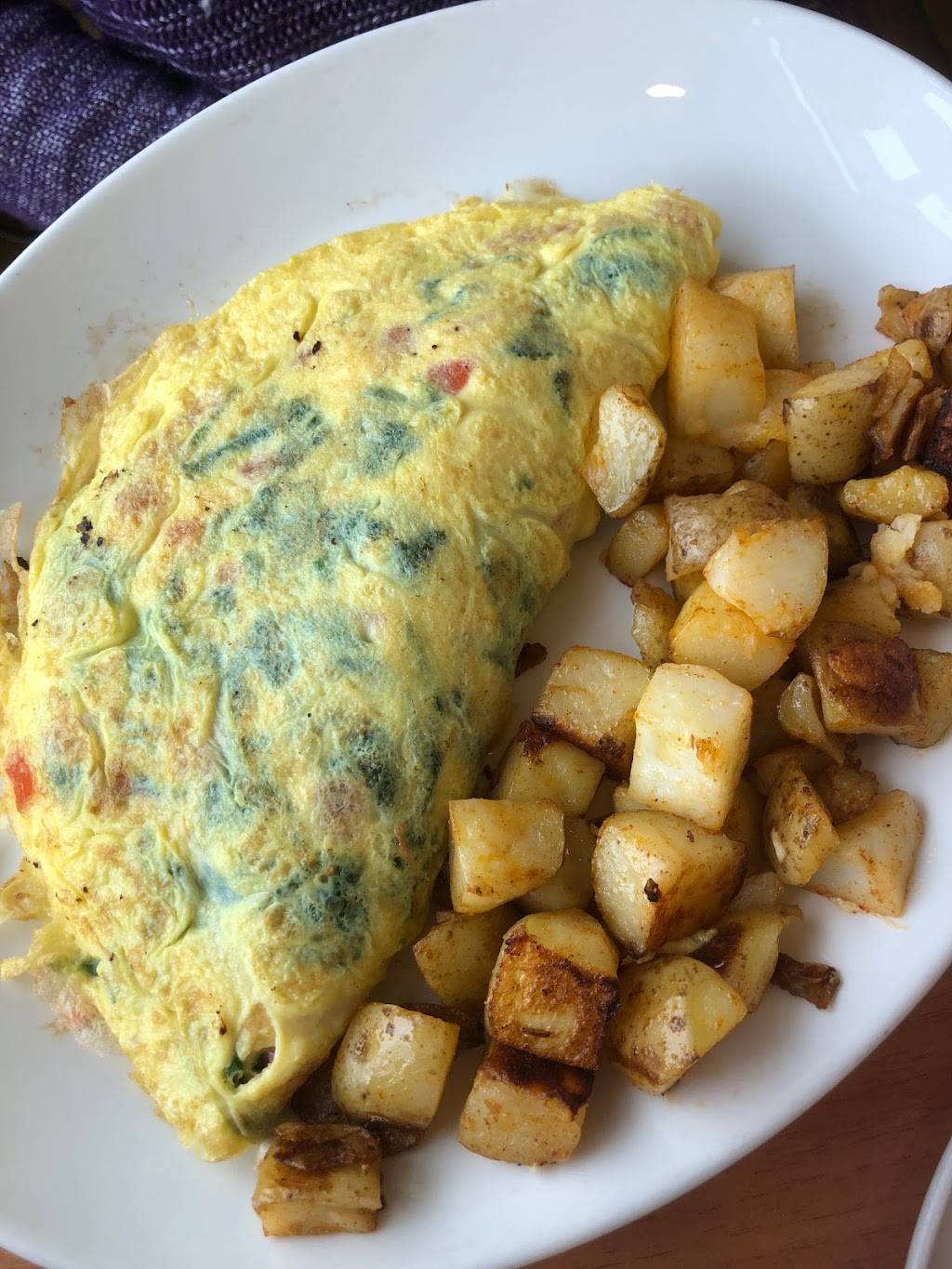 Sunset Grill | restaurant | 200 Green Ln E, East Gwillimbury, ON L9N 0A2, Canada | 9058981000 OR +1 905-898-1000