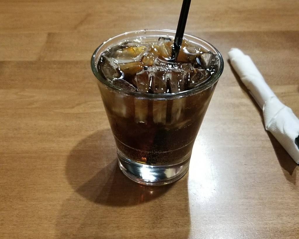 Famous Daves Bar-B-Que | restaurant | 3055 WI-16, La Crosse, WI 54601, USA | 6087794100 OR +1 608-779-4100