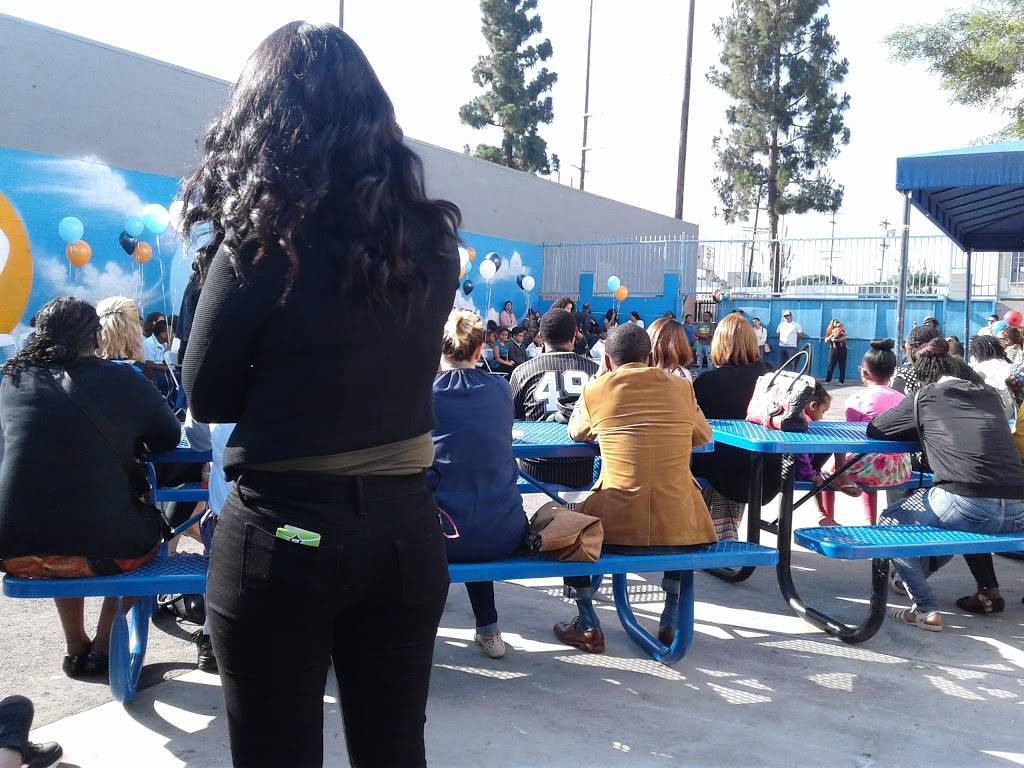 Subway Restaurants | restaurant | Western/King Center, 3991 S Western Ave Unit 3, Los Angeles, CA 90062, USA | 3232943300 OR +1 323-294-3300