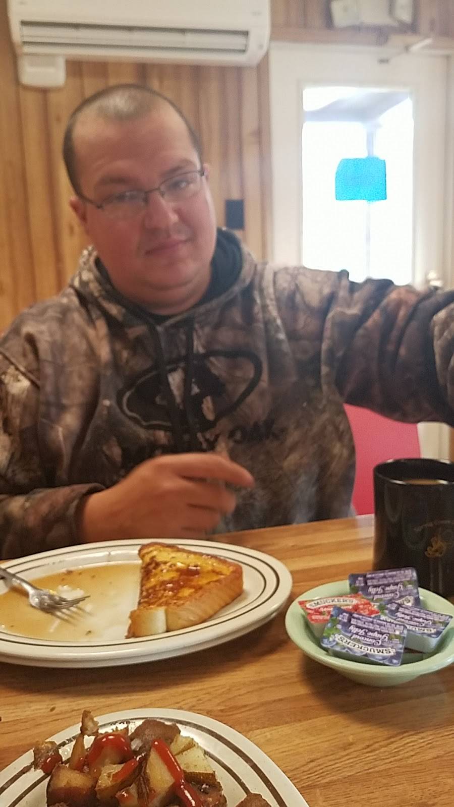 Spring Creek Diner | restaurant | 8781 Hudson St, Three Springs, PA 17264, USA | 8144489195 OR +1 814-448-9195