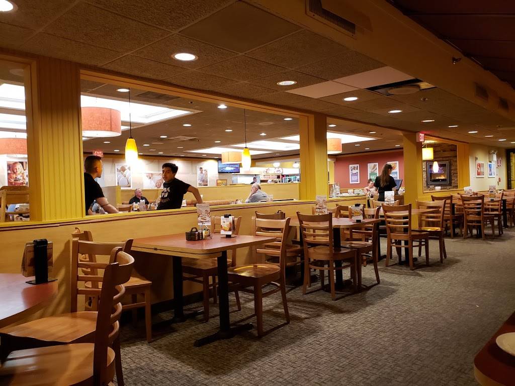 Bakers Square Restaurant & Bakery | restaurant | 1195 S Milwaukee Ave, Libertyville, IL 60048, USA | 8473628550 OR +1 847-362-8550