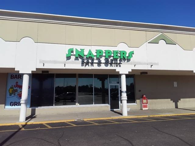 Snappers Bar and Grill | restaurant | 1514 N State St, Greenfield, IN 46140, USA | 3174622899 OR +1 317-462-2899