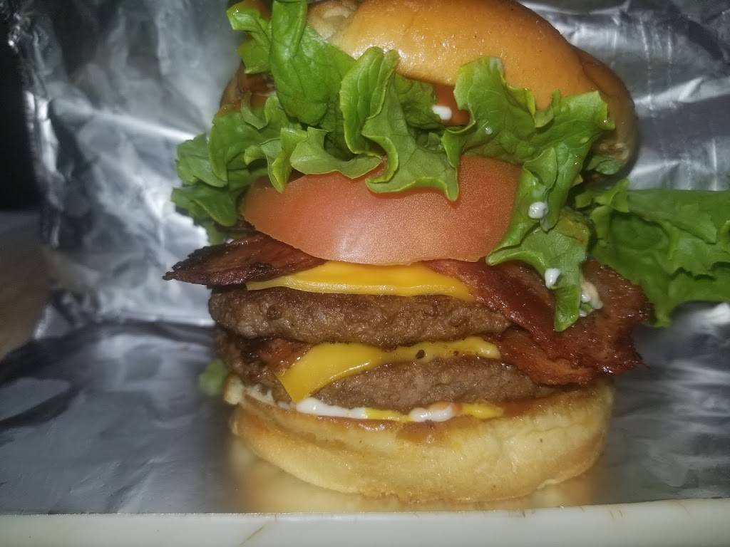 No Change Cafe | restaurant | Inside The Shell Station, 12805 Telegraph Rd, Redford Charter Twp, MI 48239, USA | 3136859344 OR +1 313-685-9344