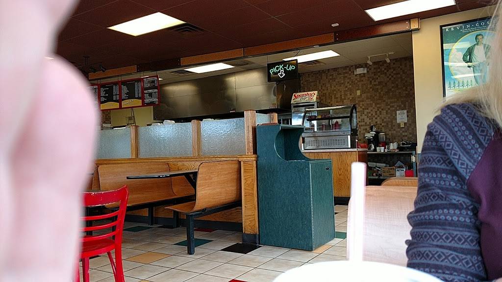 Spankys Gyros | restaurant | 2627 Sandhutton Ave, Rockford, IL 61109, USA | 8153971336 OR +1 815-397-1336