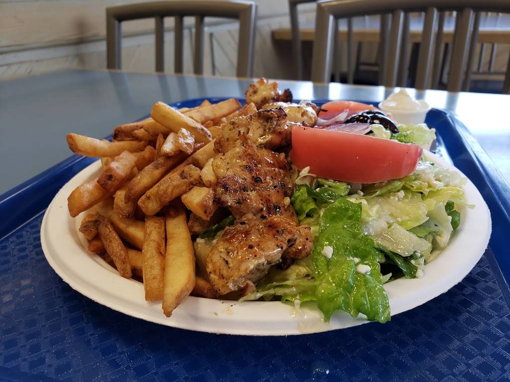 T.C.s Burgers | restaurant | 15198 Yonge St, Aurora, ON L4G 1L9, Canada | 9058411380 OR +1 905-841-1380