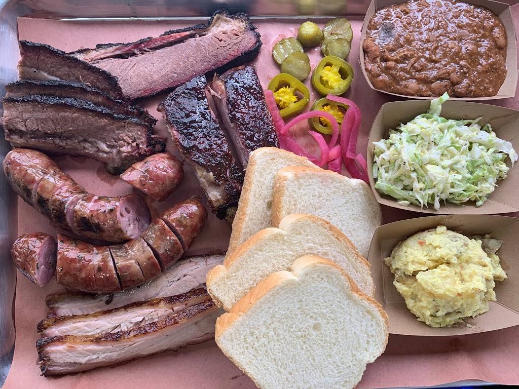 Botto’s BBQ | restaurant | 2204 NW Roosevelt St, Portland, OR 97210, USA | 9713345397 OR +1 971-334-5397