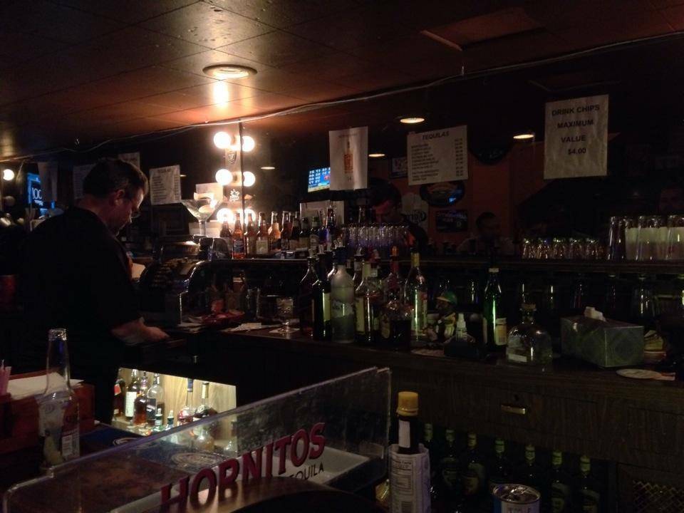 Mervyns Lounge & Restaurant | night club | 236 Castro St, Mountain View, CA 94041, USA | 6509382968 OR +1 650-938-2968