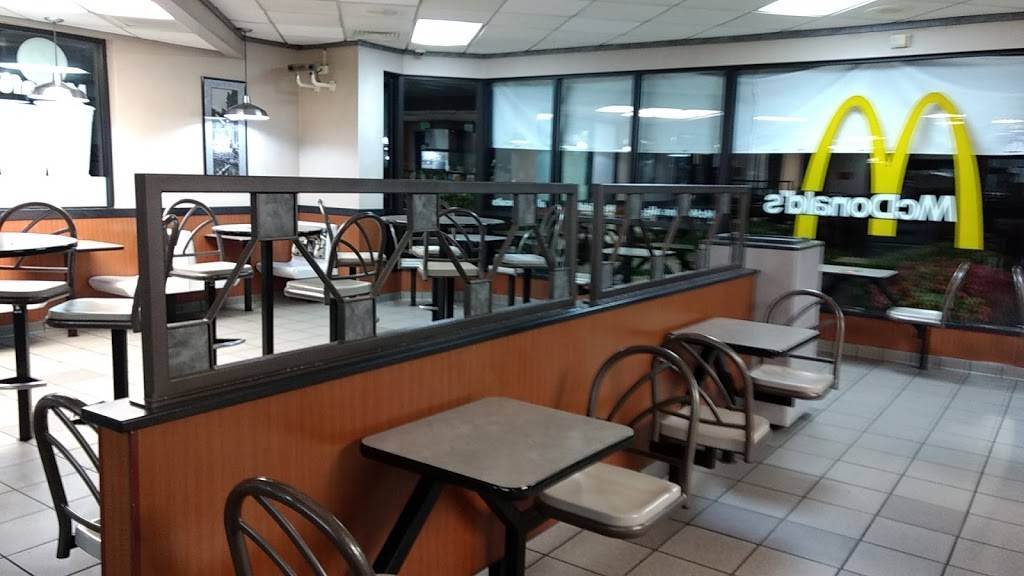 McDonalds | cafe | 3208 NW Yeon Ave, Portland, OR 97210, USA | 5032239235 OR +1 503-223-9235