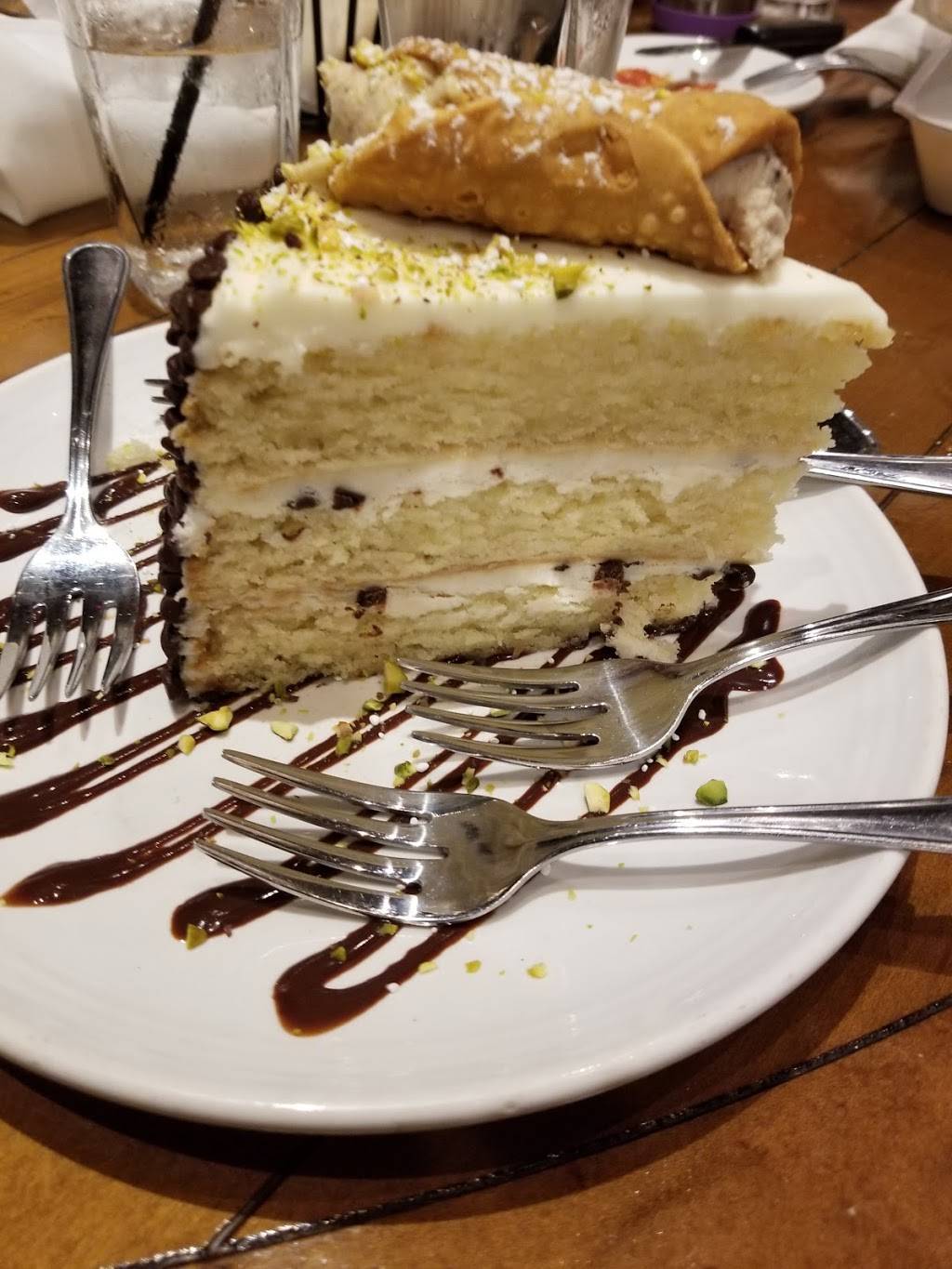 Carrabbas Italian Grill | restaurant | 8137 Point Meadows Way, Jacksonville, FL 32256, USA | 9043632254 OR +1 904-363-2254