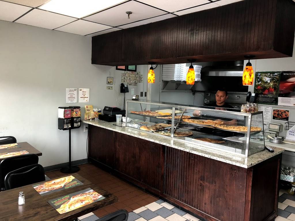 Bellas Pizza & Pasta | restaurant | 2093 Main St, Cortlandt, NY 10567, USA | 9144027645 OR +1 914-402-7645