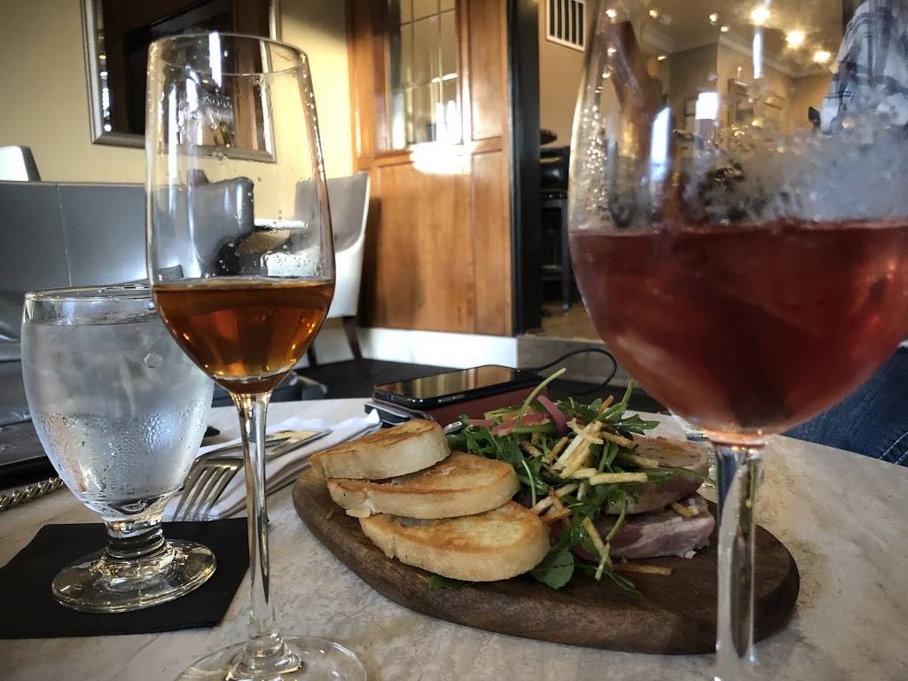 5th Street Bistro | restaurant | Majestic Inn & Spa, 419 Commercial Ave, Anacortes, WA 98221, USA | 3602991400204 OR +1 360-299-1400 ext. 204