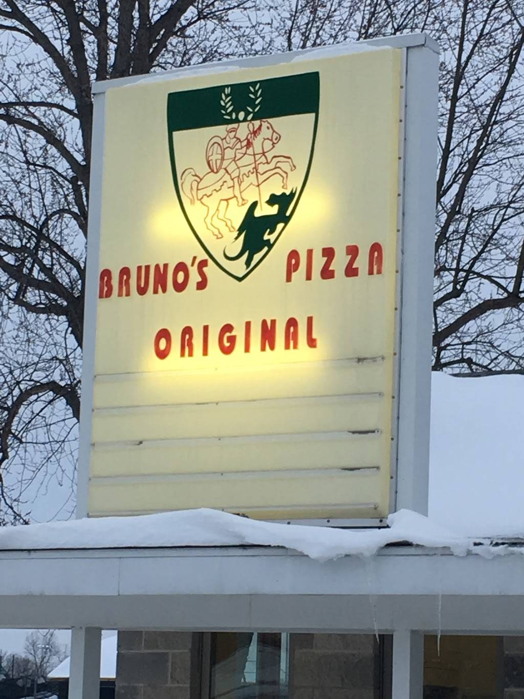 Brunos Pizza | restaurant | 909 N Michigan St, Lakeville, IN 46536, USA | 5747842784 OR +1 574-784-2784