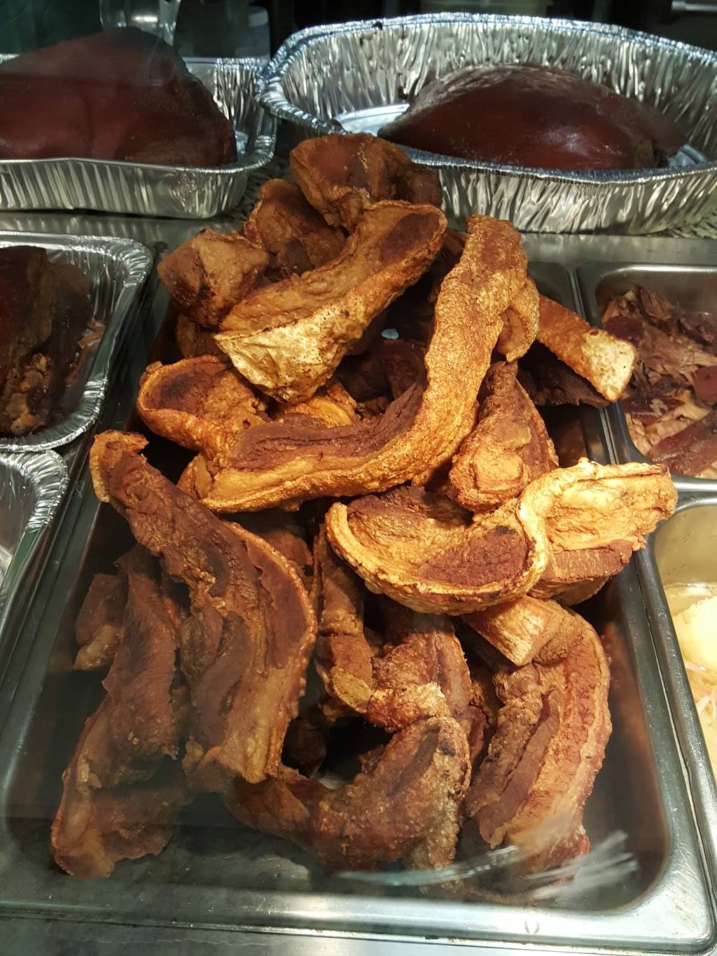 La Familia Latin Hot Food & Grocery | restaurant | 120 E Brandon Blvd, Brandon, FL 33511, USA | 8136610210 OR +1 813-661-0210