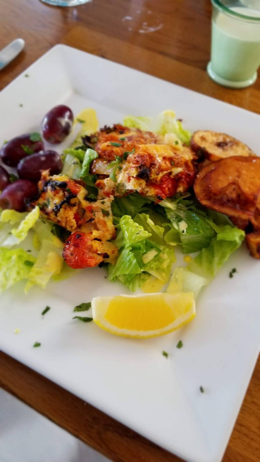 The Boardwalk Grille | restaurant | 5 Temple Ave, Old Orchard Beach, ME 04064, USA | 2079348100 OR +1 207-934-8100