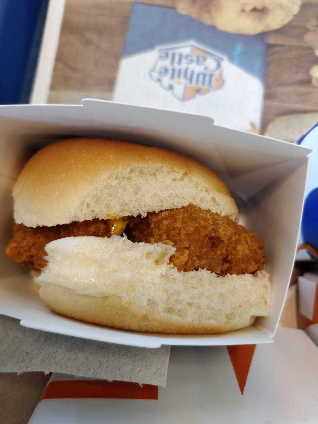 White Castle | restaurant | 3205 S Ashland Ave, Chicago, IL 60608, USA | 7735233456 OR +1 773-523-3456