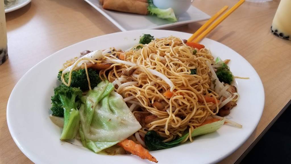 Pho Lucky Noodle House | restaurant | 266 Reservation Rd, Marina, CA 93933, USA | 8318838003 OR +1 831-883-8003