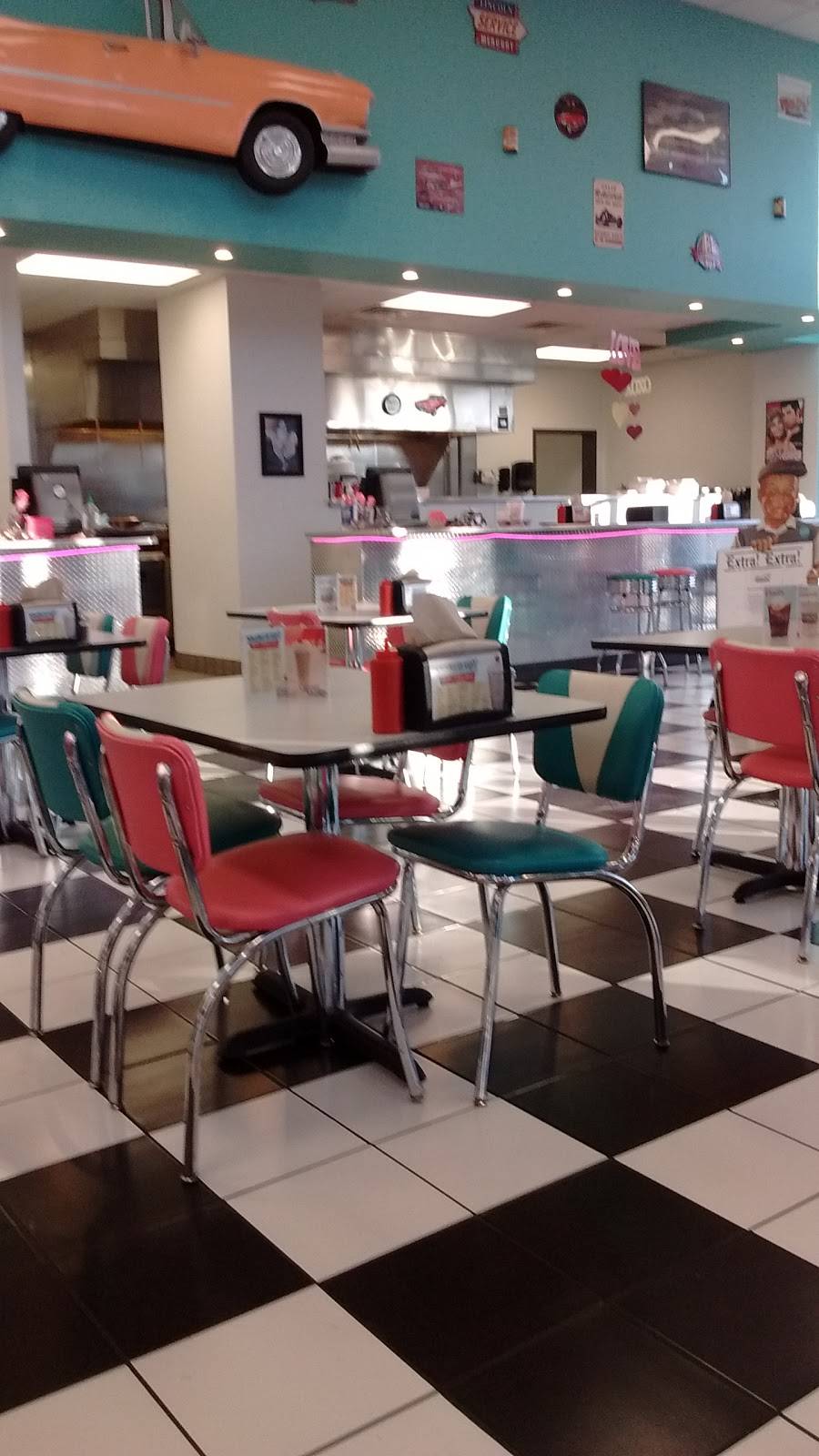 Hwy 55 Burgers Shakes & Fries | restaurant | 712-C, N Ellington Pkwy, Lewisburg, TN 37091, USA | 9312888014 OR +1 931-288-8014