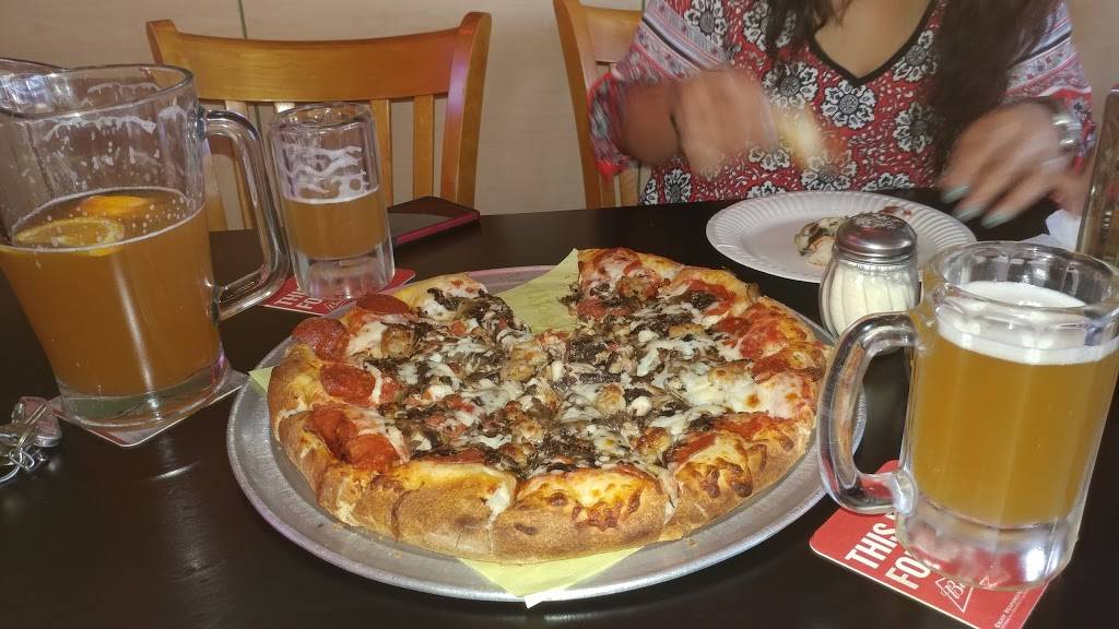 Pizza Boy | restaurant | 1177 State College Boulevard, Anaheim, CA 92806, USA | 7147727716 OR +1 714-772-7716