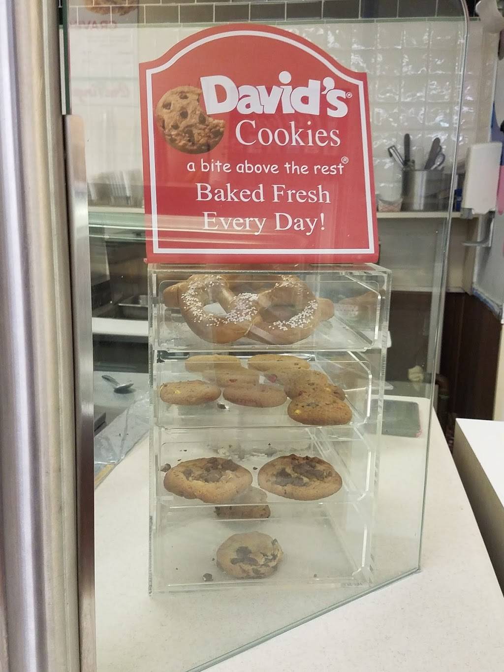 Cravings | bakery | 9856 S Kedzie Ave, Evergreen Park, IL 60805, USA | 7084243131 OR +1 708-424-3131