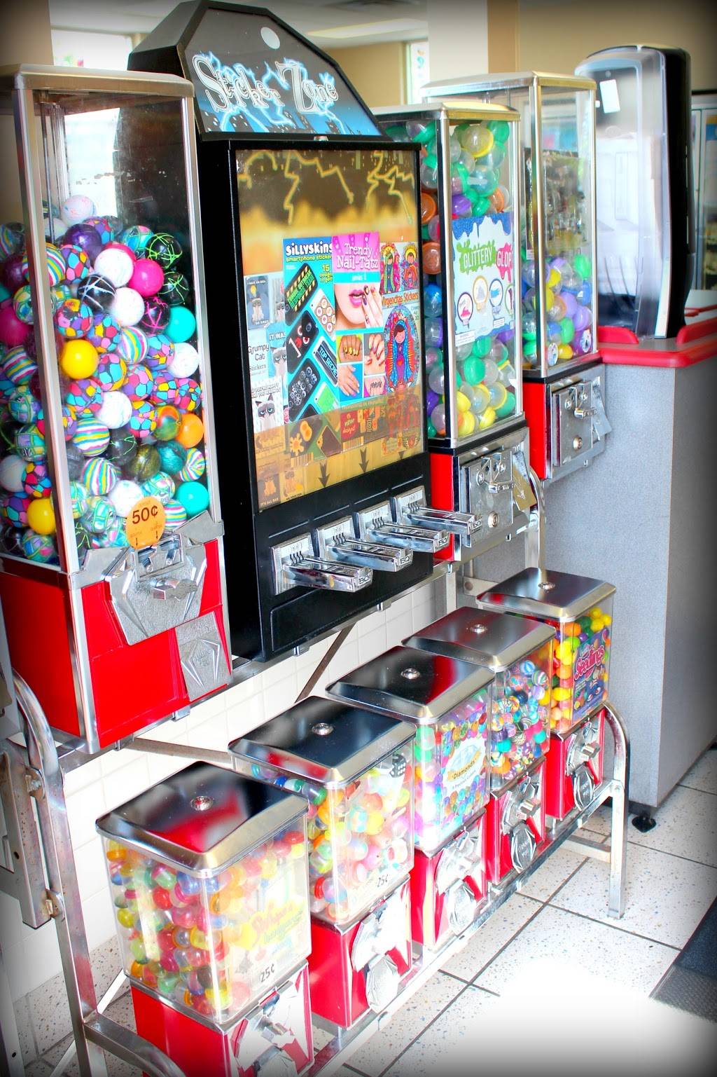 Dairy Queen | restaurant | 2451 Birch St, Eau Claire, WI 54703, USA | 7158352181 OR +1 715-835-2181