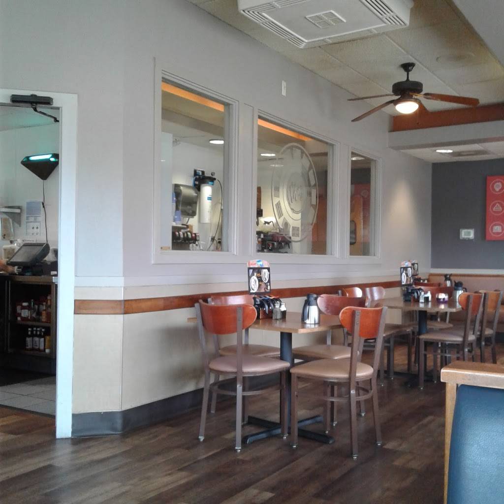 IHOP | bakery | 7006 Wesley St, Greenville, TX 75402, USA | 9034541135 OR +1 903-454-1135