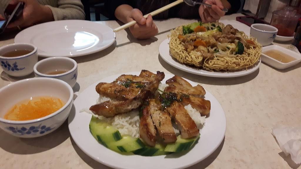 Pho Asia | restaurant | 110 Woodbridge Ave, Woodbridge, ON L4L 2S6, Canada | 9058567513 OR +1 905-856-7513