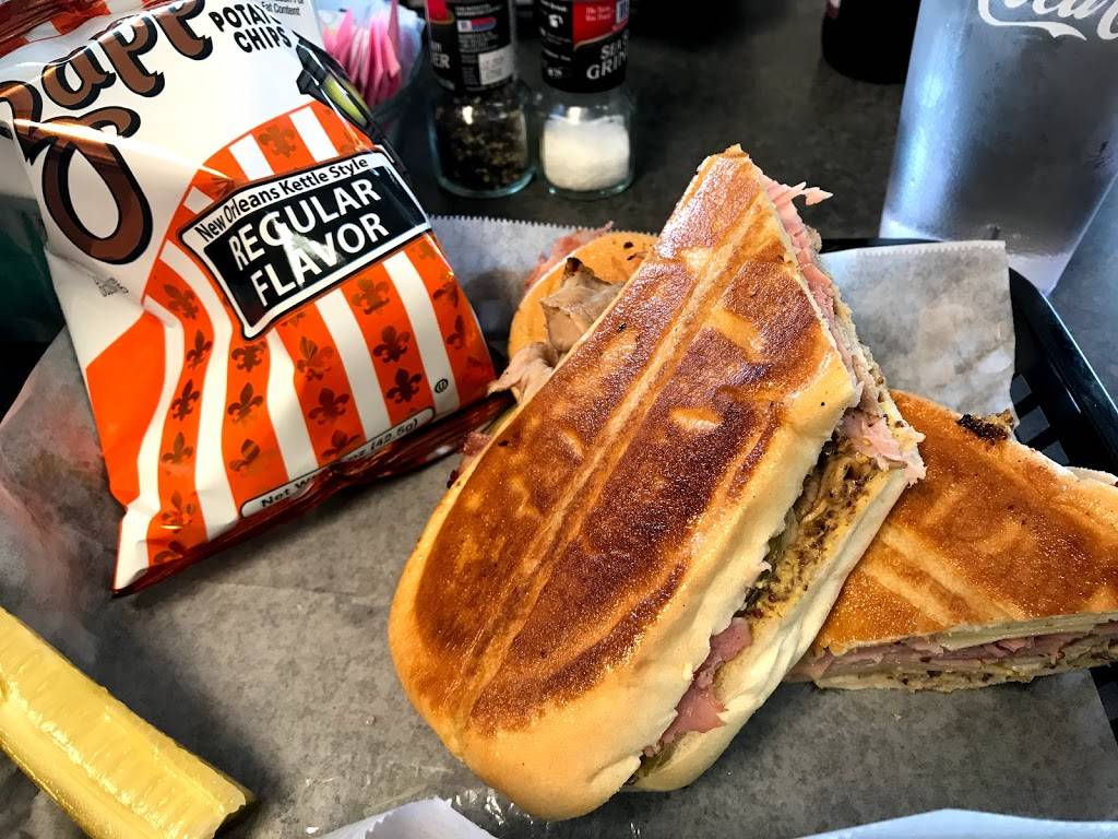 Blue Marble Deli & City Market | restaurant | 286 Market St, Seneca, SC 29678, USA | 8642806717 OR +1 864-280-6717