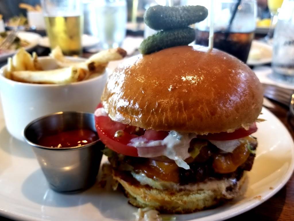 Kincaids Fish, Chop & Steak House | restaurant | 1 Franklin St, Oakland, CA 94607, USA | 5108358600 OR +1 510-835-8600