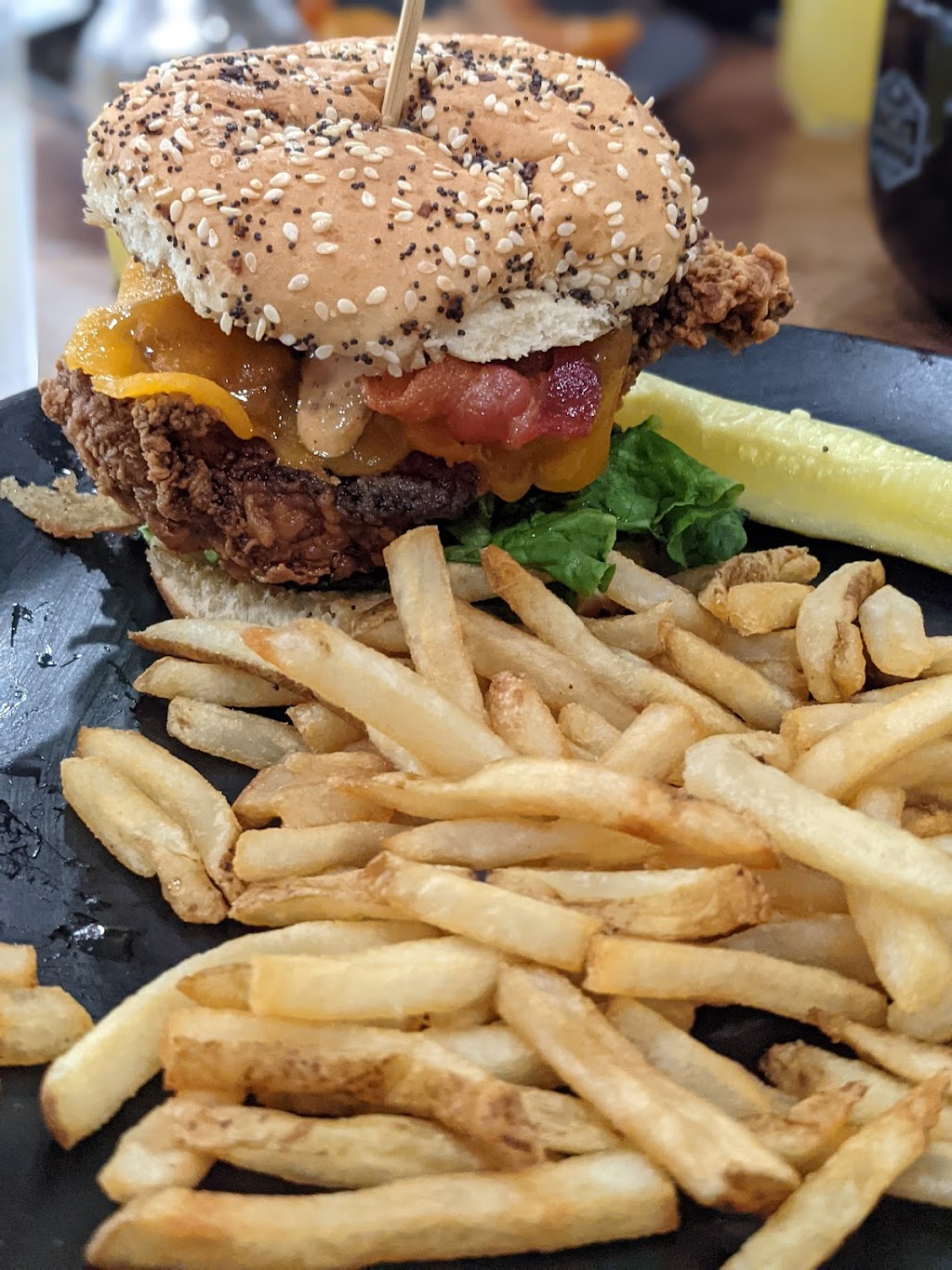 Em’s Place | restaurant | 2632 E Lehigh Ave, Philadelphia, PA 19125, USA | 2157745212 OR +1 215-774-5212