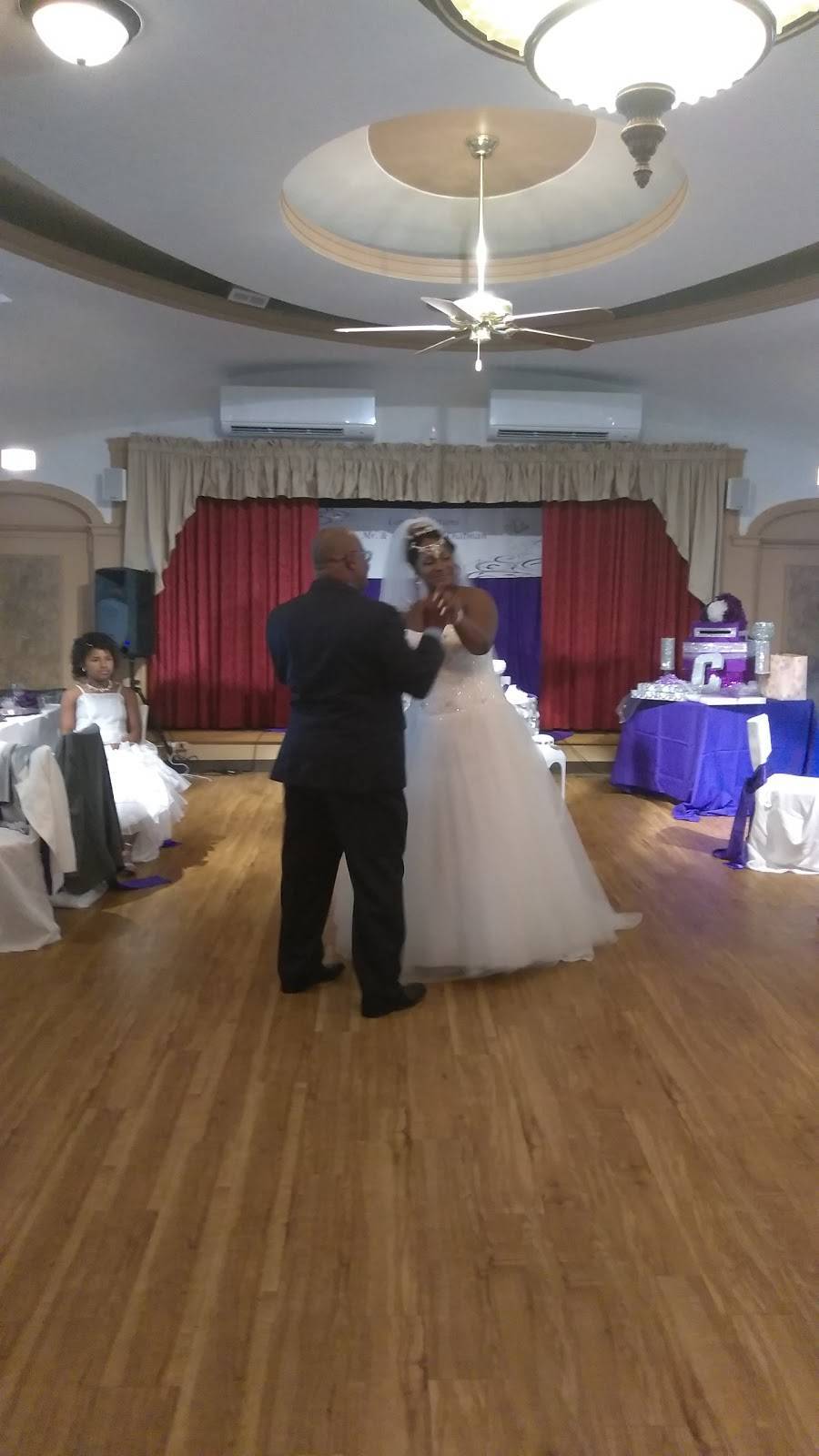 Barnard Restaurant & Party House | restaurant | 360 Maiden Ln, Rochester, NY 14616, USA | 5856631250 OR +1 585-663-1250