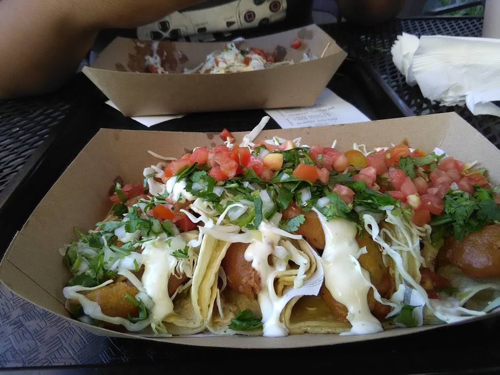 Holé Molé | restaurant | 421 Obispo Ave, Long Beach, CA 90814, USA | 5624392555 OR +1 562-439-2555