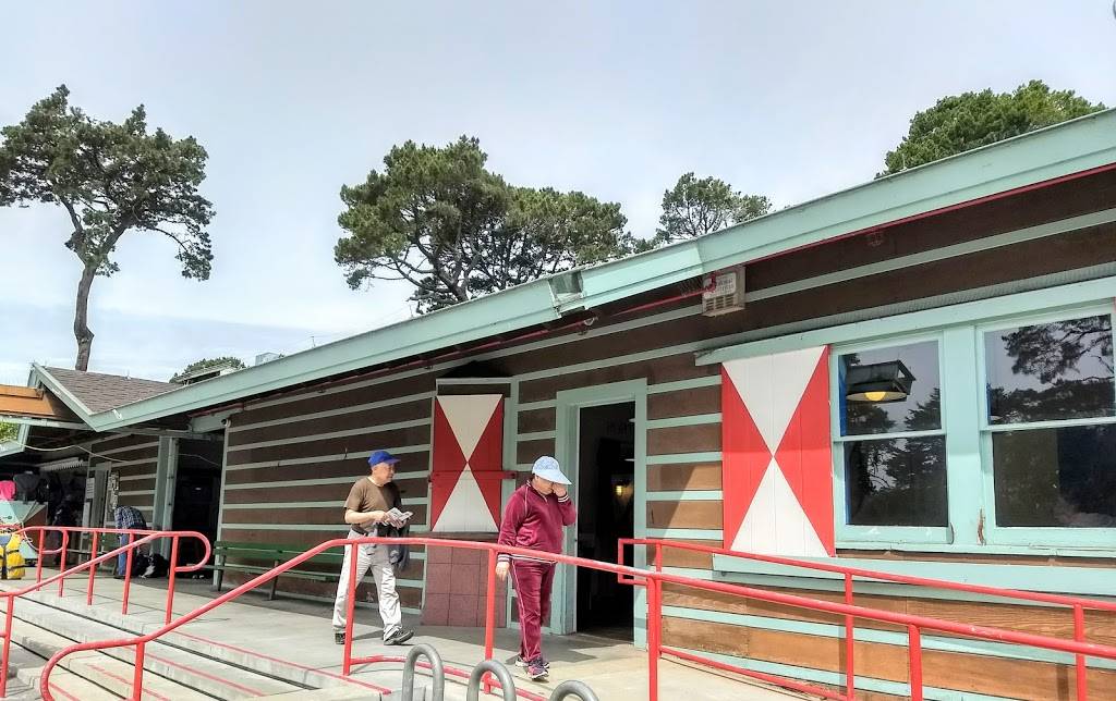 Stow Lake Boathouse | restaurant | 50 Stow Lake Dr E, San Francisco, CA 94118, USA | 4153862531 OR +1 415-386-2531