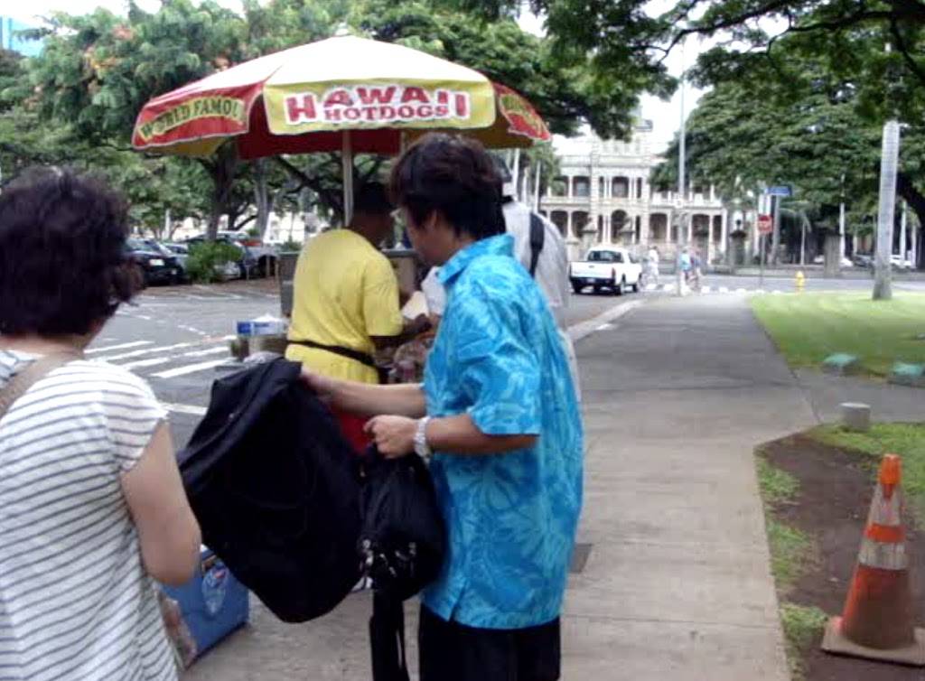 World Famous Hawaii HotDogs | restaurant | Honolulu, HI 96813, USA | 8087805995 OR +1 808-780-5995