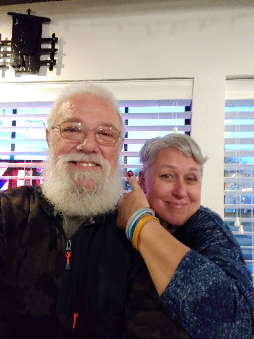 Round Table Pizza | meal delivery | 87 CA-26, Valley Springs, CA 95252, USA | 2097721051 OR +1 209-772-1051