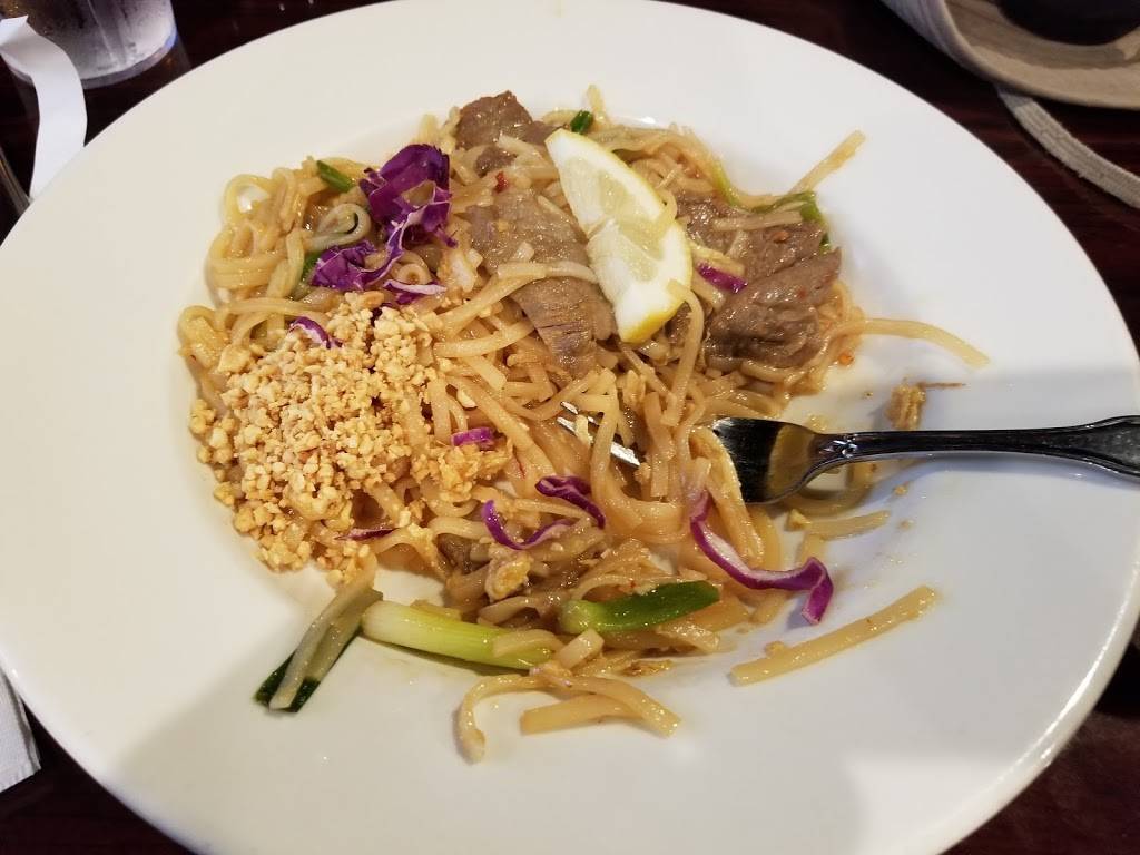 Bangkok City Thai Cuisine | restaurant | 24350 W 10 Mile Rd, Southfield, MI 48033, USA | 2482003492 OR +1 248-200-3492