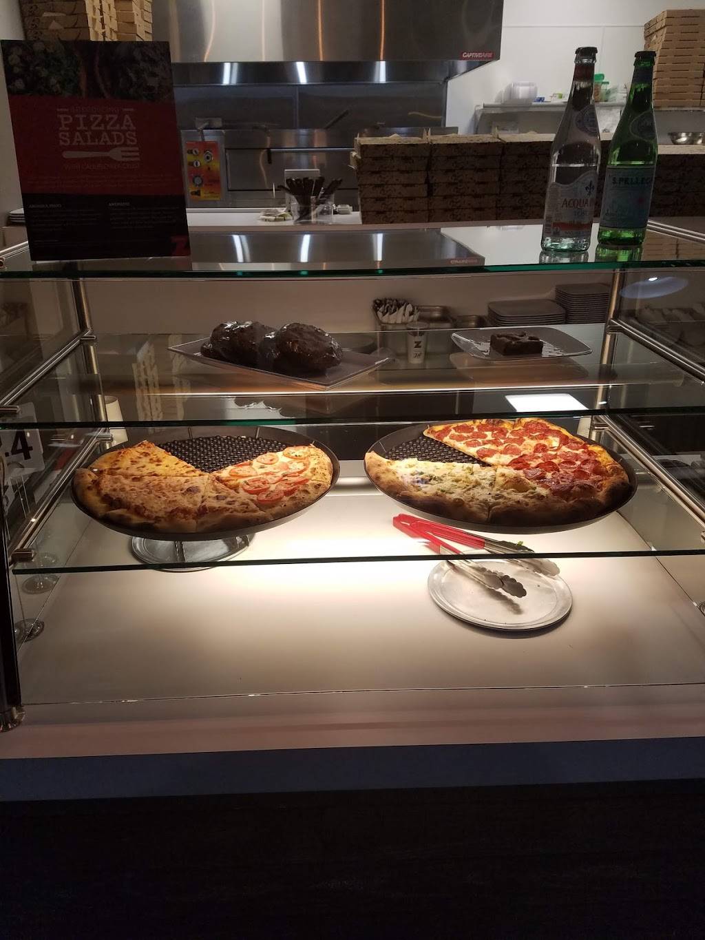 zpizza Tap Room | restaurant | 420 N Main St #107, Corona, CA 92880, USA | 9513564406 OR +1 951-356-4406